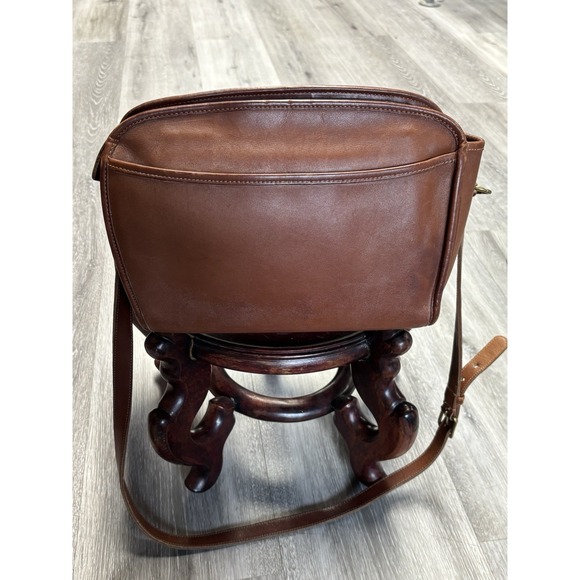 USA VINTAGE COACH SHOULDER CROSSBODY BAG BRASS ZIPPED BROWN LEATHER STRAP ADJUST - Picture 2 of 16